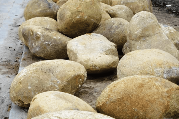 Lemon Cove Large cobble stones